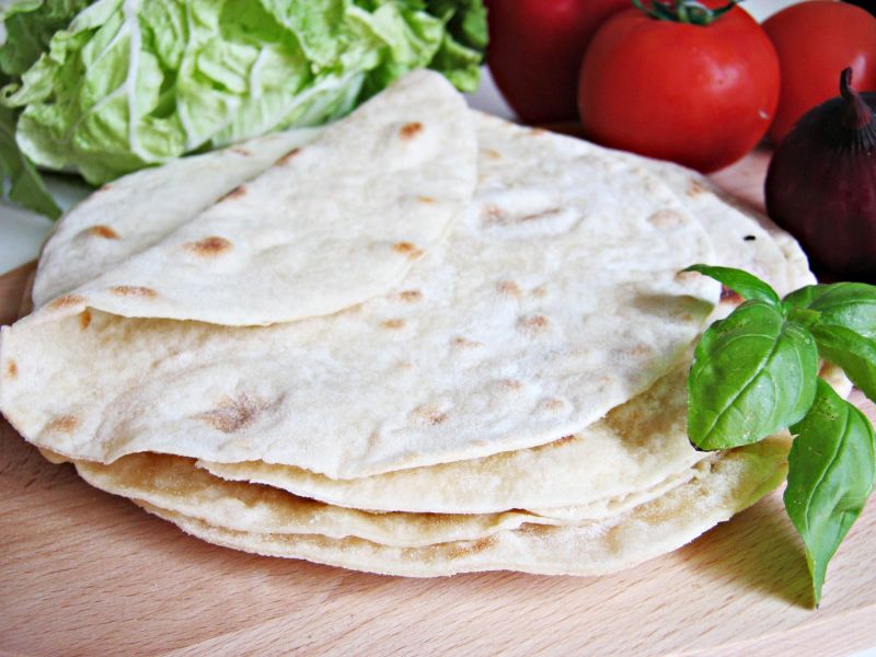 Domowa pszenna tortilla
