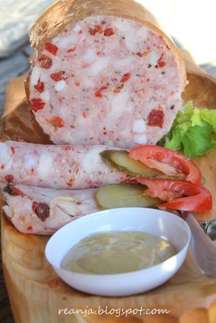 Domowa szynka z szynkowaru