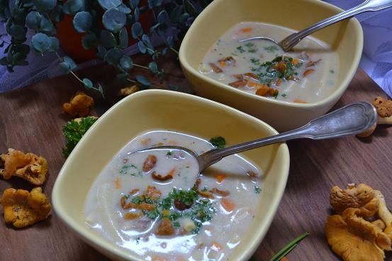 Domowa zupa z kurkami Domowa zupa z kurkami