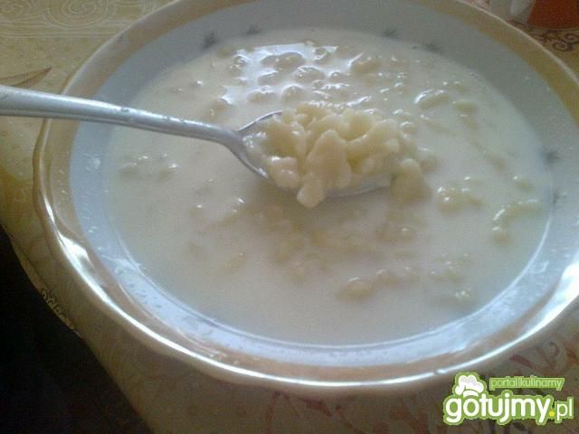 Domowa zupa zacierkowa Domowa zupa zacierkowa