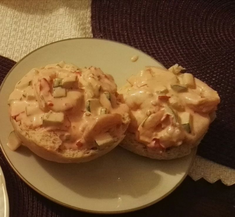 Domowe bułeczki z krewetkami na ostro