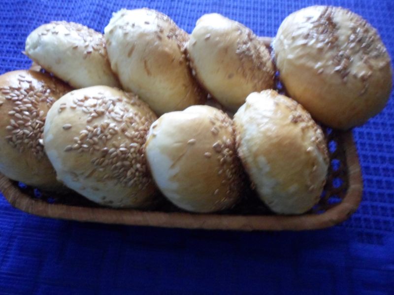 Domowe bułeczki z pieczarkami