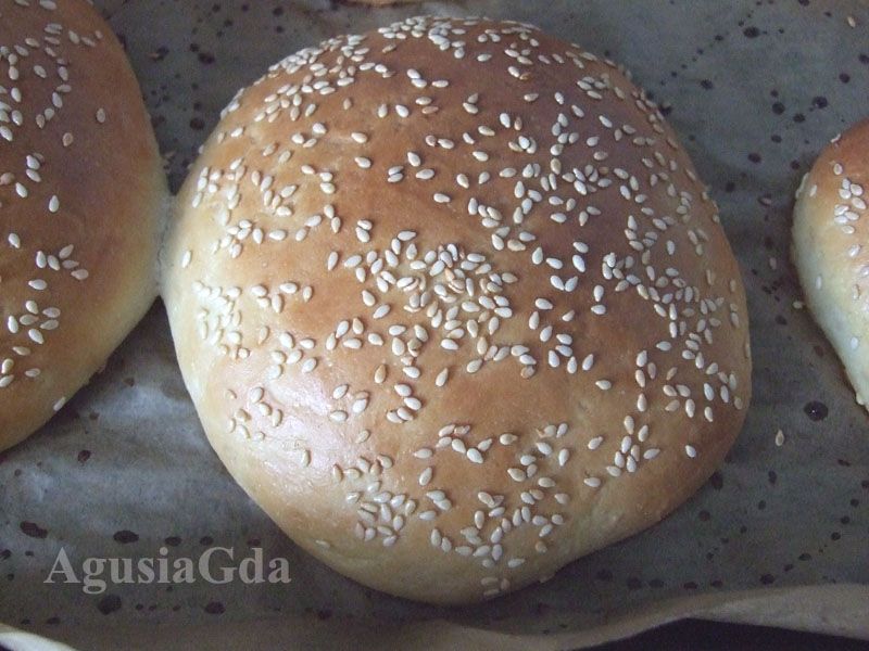 Domowe bułki burgerowe