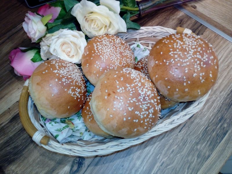 Domowe bułki do burgerów Domowe bułki do burgerów