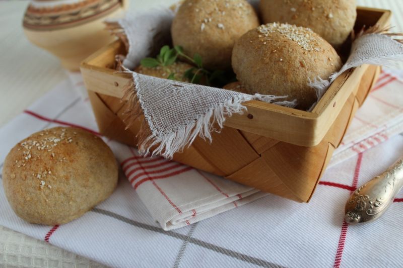 Domowe bułki grahamki