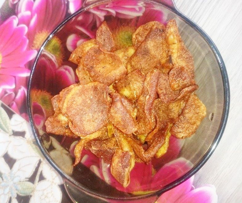 Domowe chipsy ziemniaczane Domowe chipsy ziemniaczane