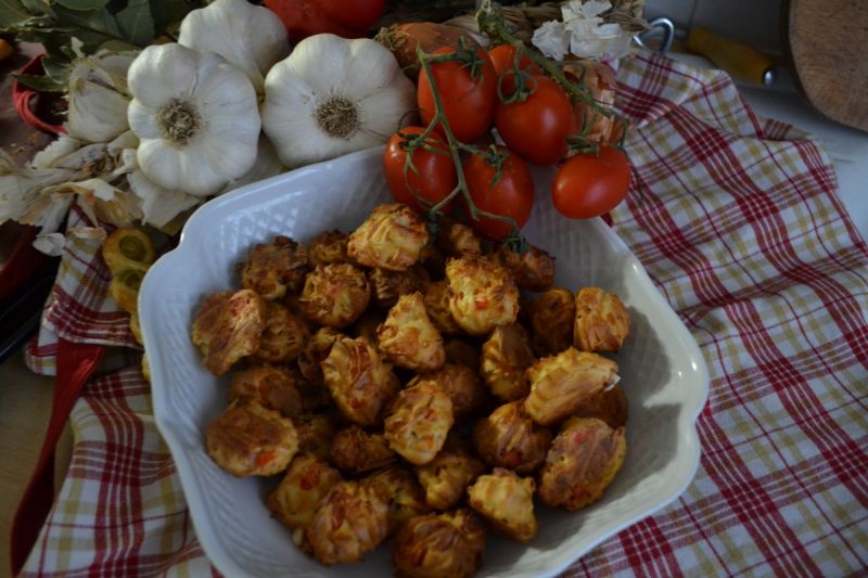 Domowe  chouquettes na słono