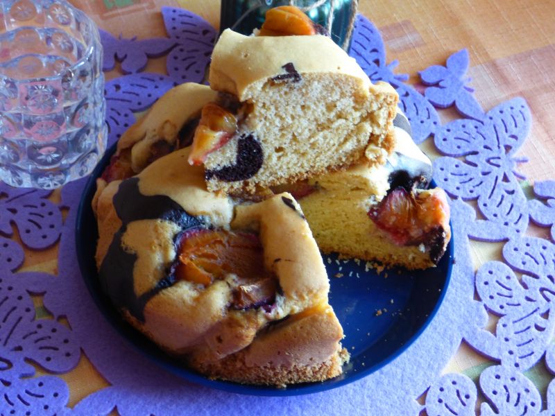 Domowe ciasto ze śliwkami