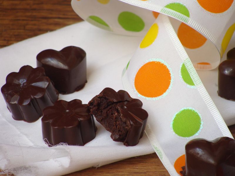 Domowe czekoladki z czekoladą Domowe czekoladki z czekoladą