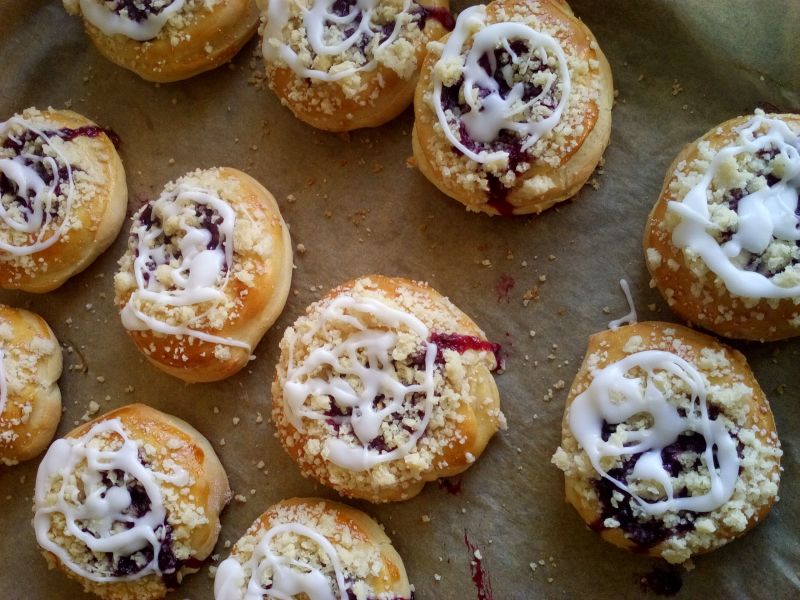 Domowe drożdżówki Domowe drożdżówki