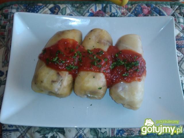 Domowe gołąbki z kiełbasą i ryżem Domowe gołąbki z kiełbasą i ryżem