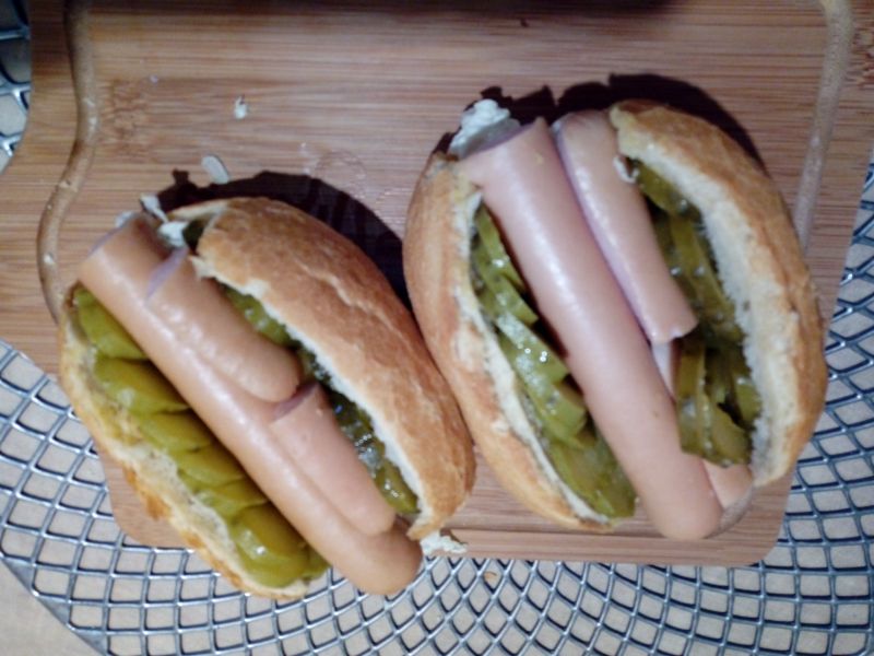 Domowe hotdogi z warzywami