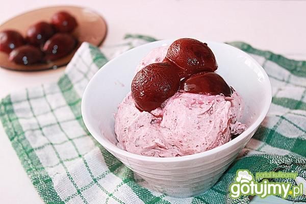 Domowe lody śliwkowe