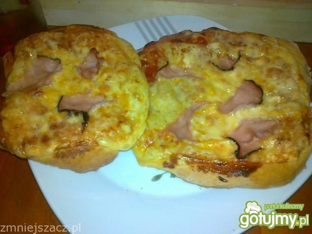 Domowe mini pizze Domowe mini pizze