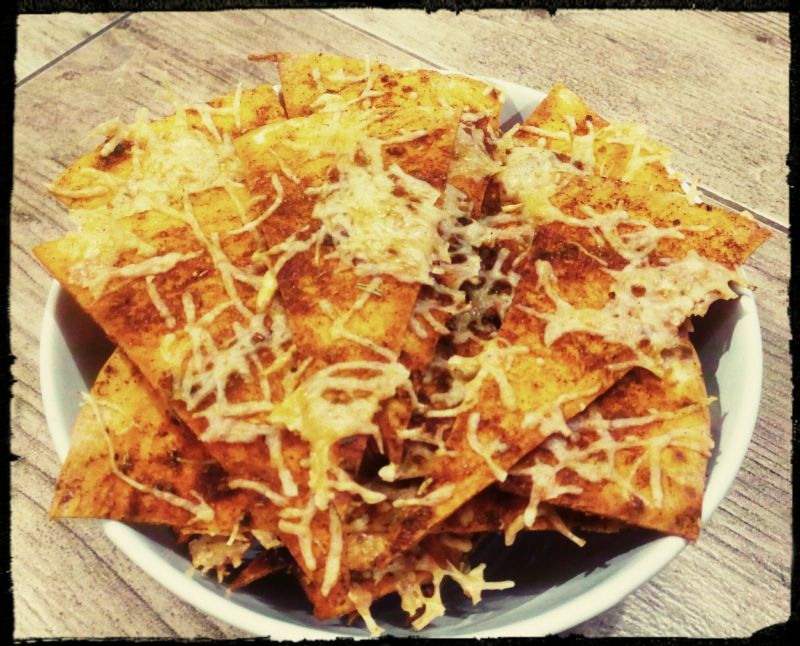 Domowe nachosy z tortilli