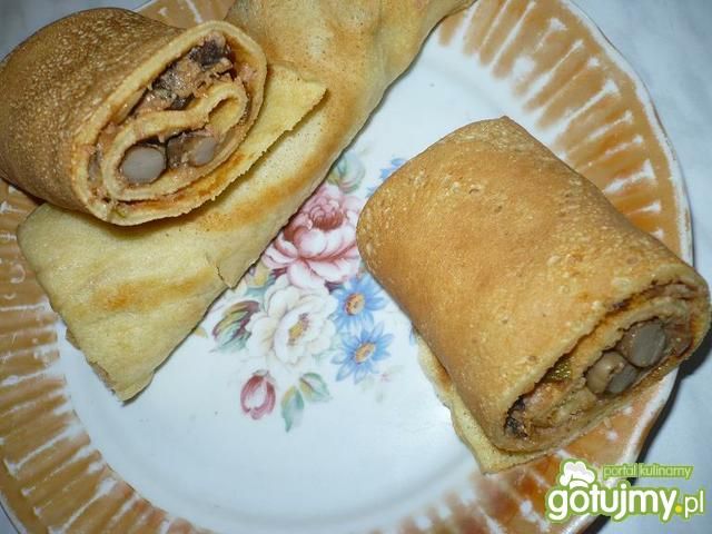 Domowe naleśniki z pieczarkami Domowe naleśniki z pieczarkami