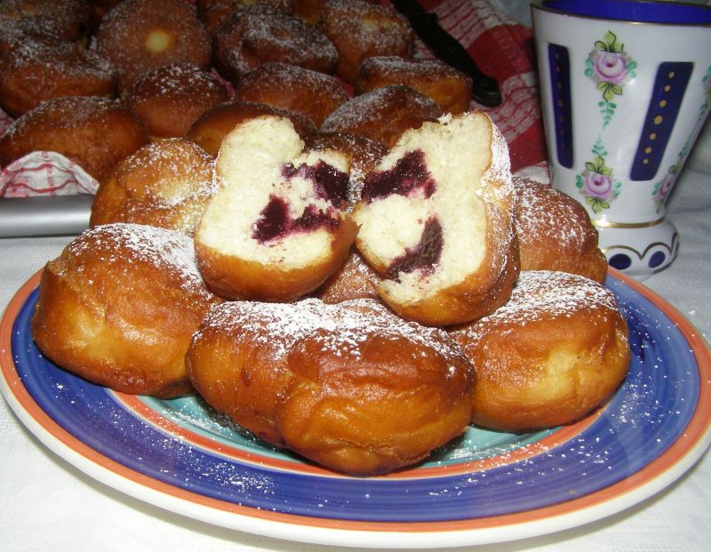 Domowe pączki z ziemniakiem Domowe pączki z ziemniakiem