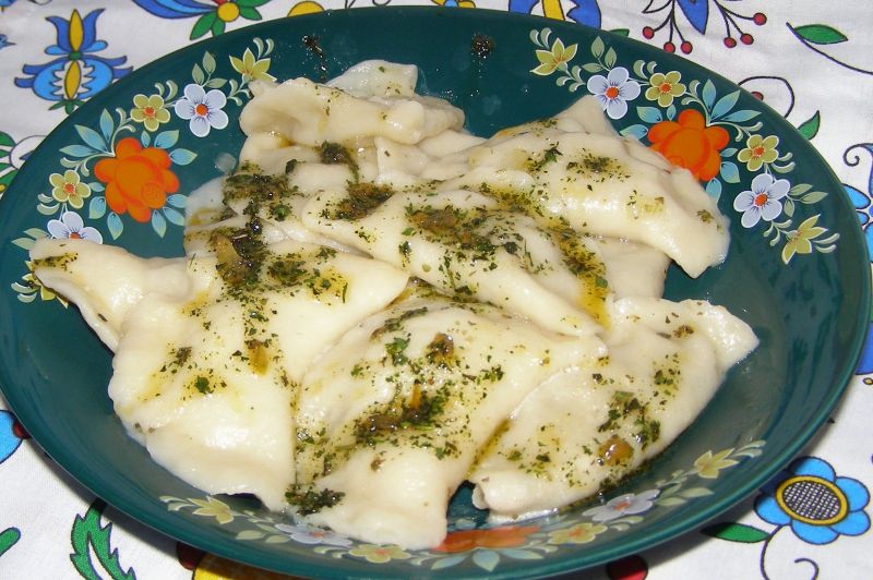 Domowe pierogi z ruskim farszem Domowe pierogi z ruskim farszem