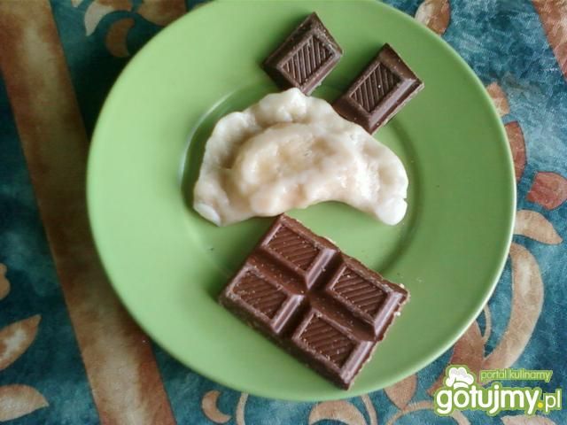 Domowe pierożki ze słodkim serem Domowe pierożki ze słodkim serem