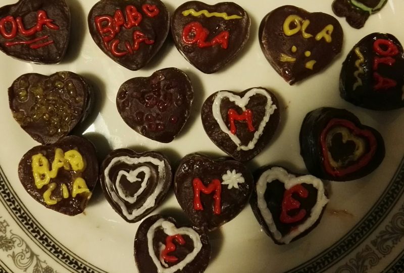 Domowe pralinki z pijaną wiśnią