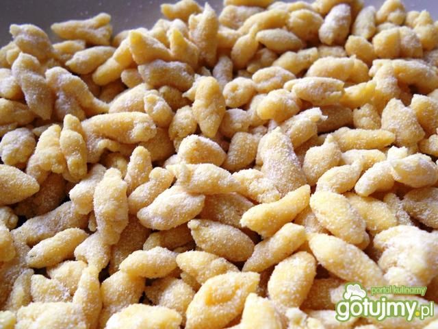 Domowe zacierki – przepis podstawowy