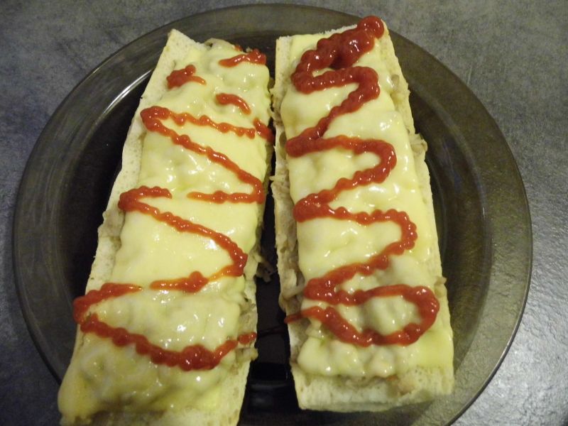 domowe zapiekanki z pieczarkami domowe zapiekanki z pieczarkami