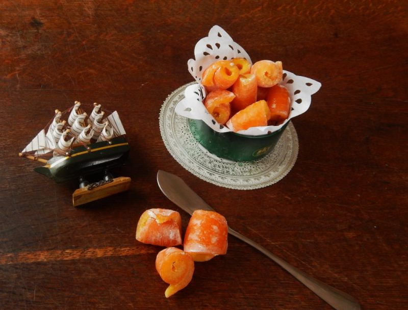 Domowe żelki z kandyzowanej skórki pomarańczowej Domowe żelki z kandyzowanej skórki pomarańczowej