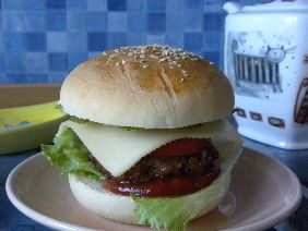 Domowy cheeseburger Domowy cheeseburger