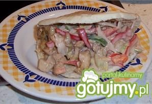 Domowy  kebab w bułce Domowy  kebab w bułce