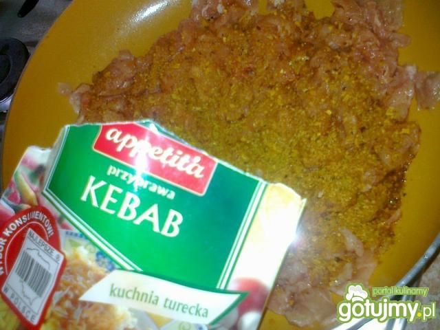 Domowy kebab z czerwoną kapustą 
