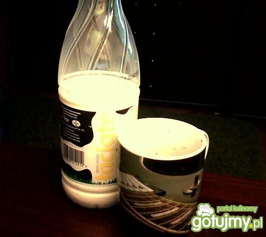 Domowy kefir naturalny - Bieluś. Domowy kefir naturalny - Bieluś.