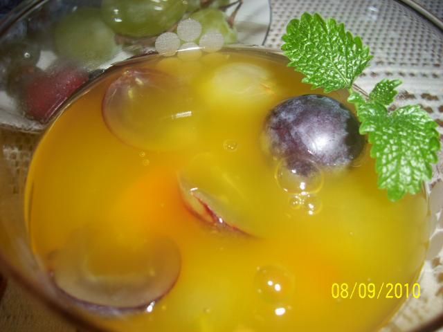 Domowy kisiel z owocami Domowy kisiel z owocami