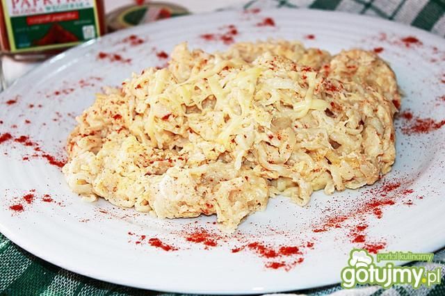 Domowy makaron  smażony z jajem  Domowy makaron  smażony z jajem