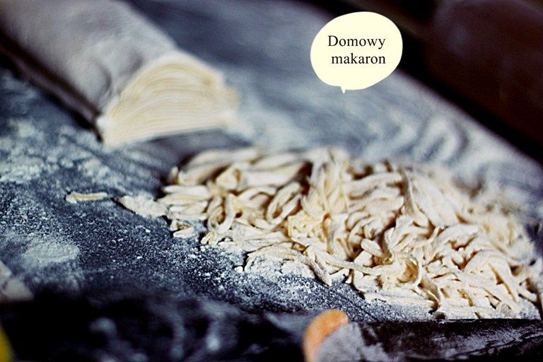 Domowy makaron- wersja do rosołu Domowy makaron- wersja do rosołu