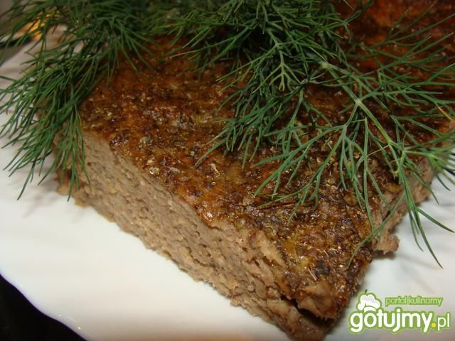 Domowy pasztet pieczony z królika