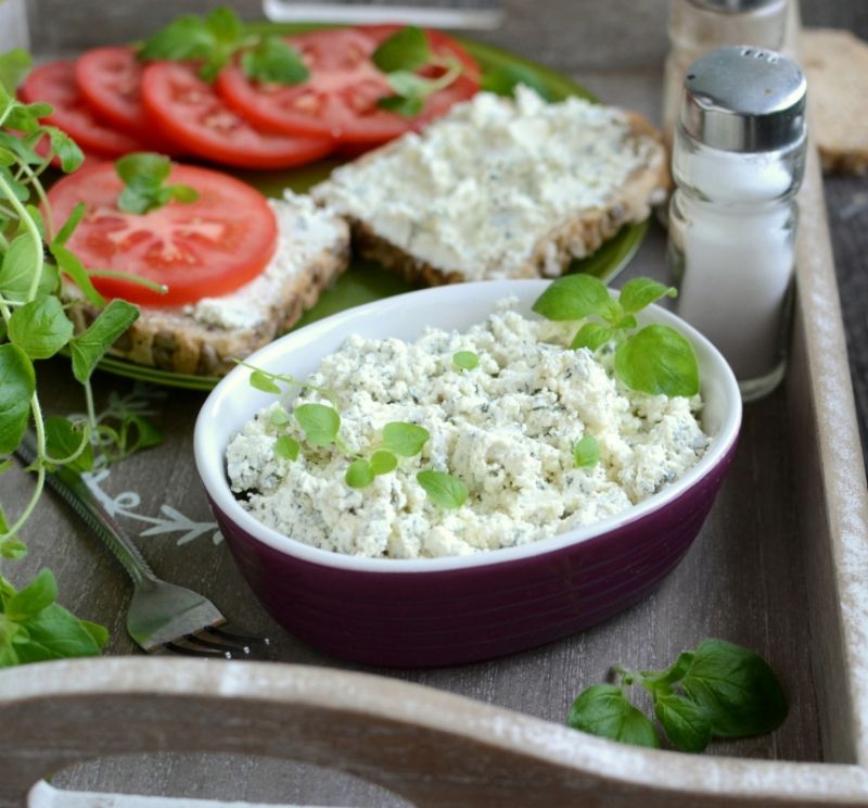 Domowy serek ziołowy a'la almette Domowy serek ziołowy a'la almette