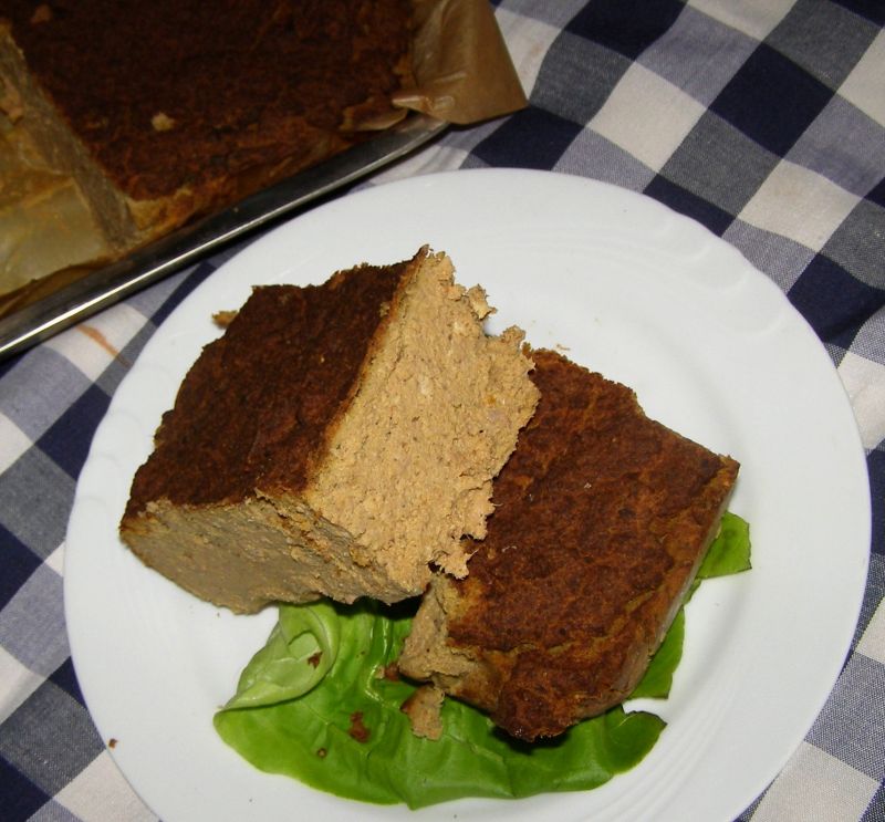 Domowy smaczny pasztet.