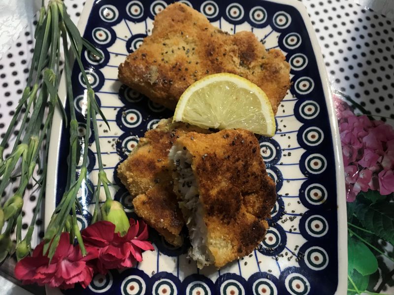 Dorsz czarny w migdałowej panierce