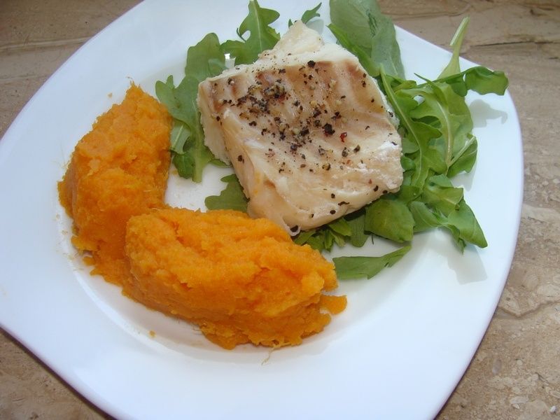 Dorsz na parze i puree z batatów 