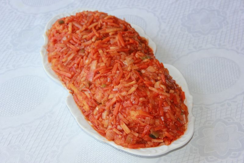 Dorsz pod pierzynką z włoszczyzny