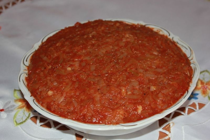 Dorsz w sosie cebulowym  Dorsz w sosie cebulowym