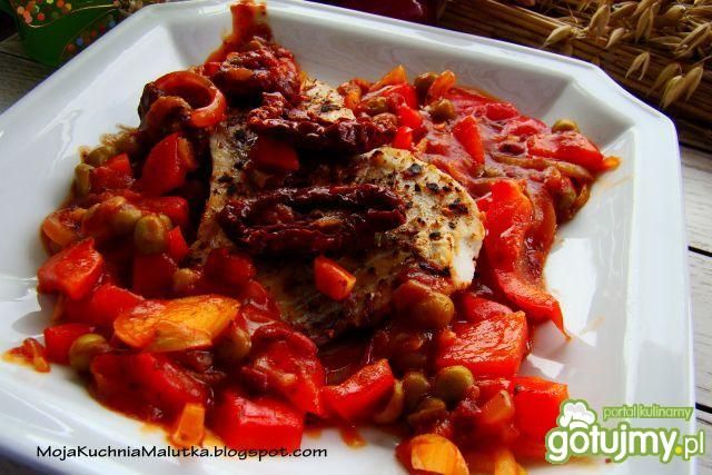 Dorsz w sosie warzywnym  Dorsz w sosie warzywnym