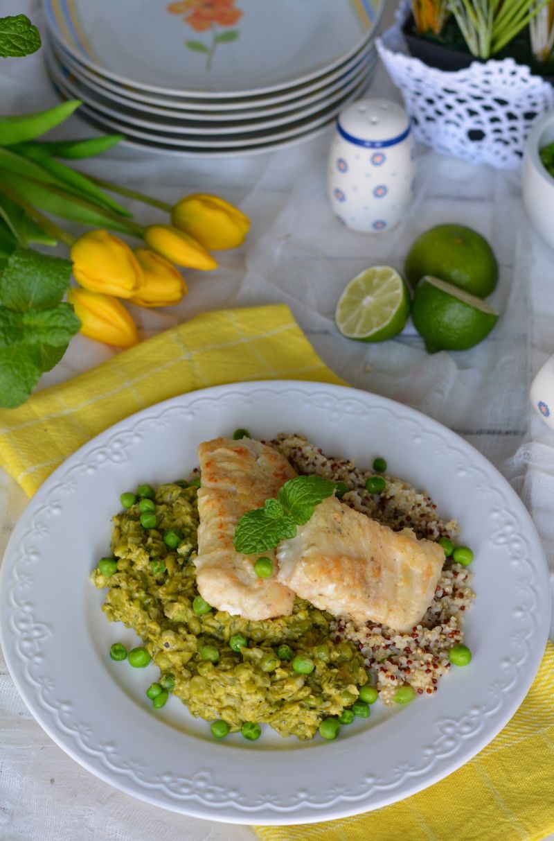Dorsz w sosie z zielonego groszku, mięty i koperku
