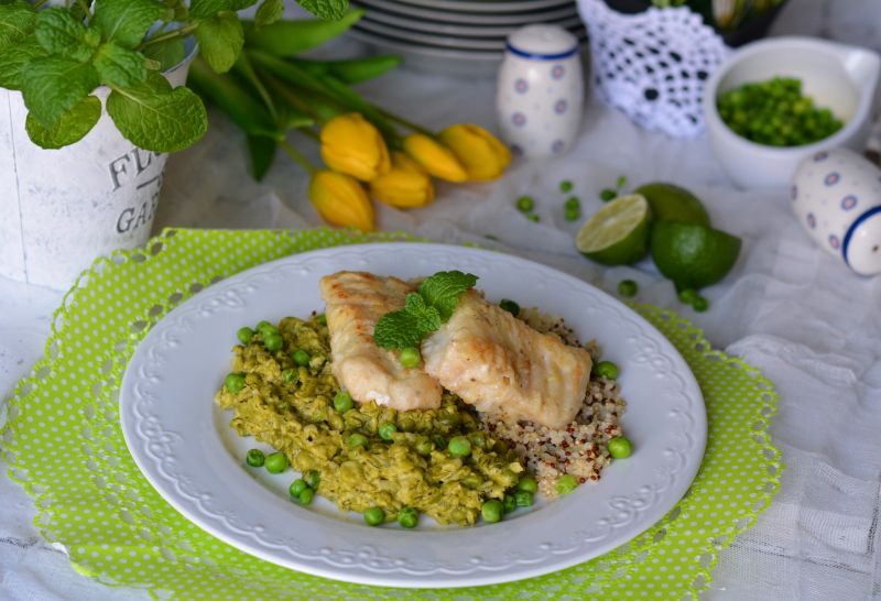 Dorsz w sosie z zielonego groszku, mięty i koperku