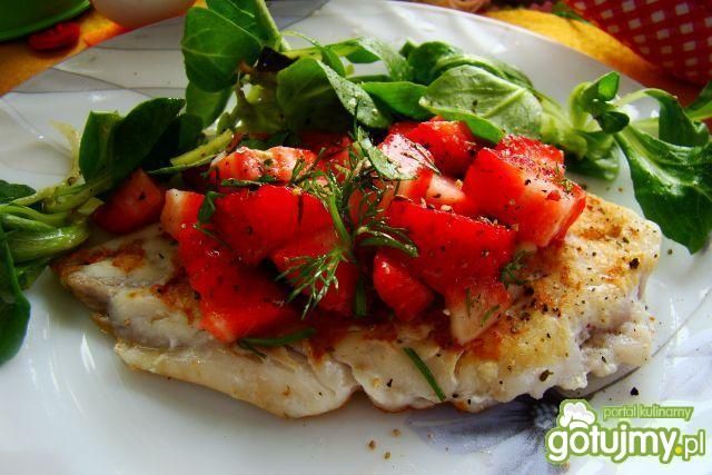 Dorsz z pikantną salsą  Dorsz z pikantną salsą