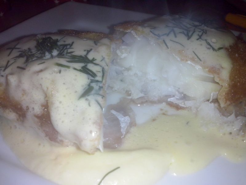 Dorsz z sosem muślinowym