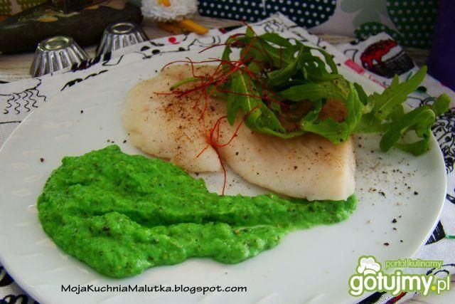 Dorsz z zielonym musem