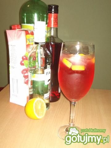 Drink Czerwony Październik