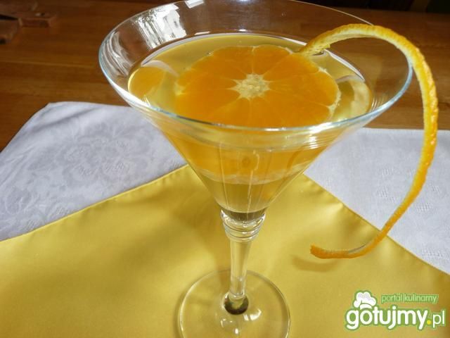 Drink pachnący pomarańcza