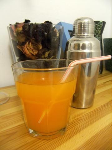 Drink z campari i wermutem